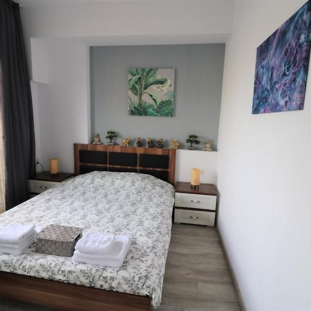 Cozy Deluxe Apartment - Old Town - Free Minibar Bukarest Exterior foto